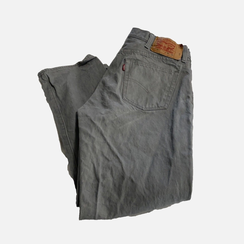 A MEN'S LEVI'S 501 GRAY BUTTON FLY 38 x 32 ~ pre-owned